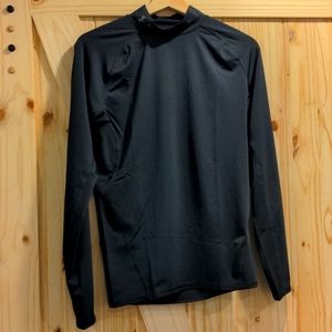 Bundle 2x Under Armour compression shirt, size large